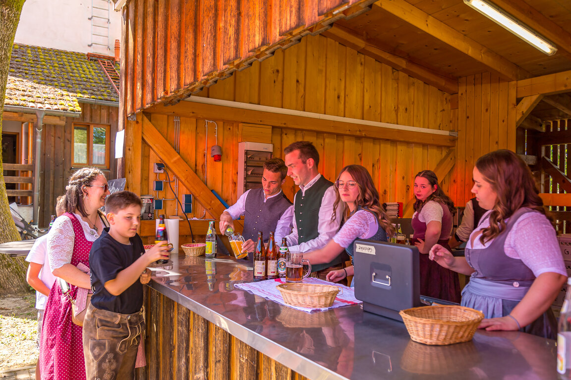 Image: _JA 31643 Maifest Hohenried 2026.jpg